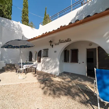 Marinella شقة